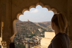 Jaipur: Nahargarh Fort ja auringonlasku.