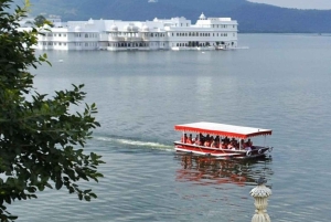 Utforska Udaipur på en dag – privat tur med bil och guide