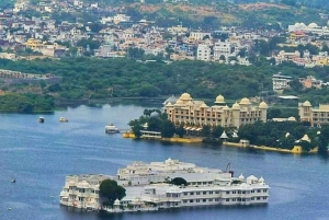 Utforska Udaipur på en dag – privat tur med bil och guide