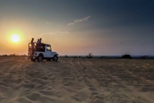 Frenzy Paradise Desert Camping Tour i Thar-ørkenen med overnatting