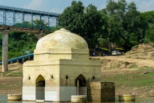 From Agra: Day Trip to Chambal River Safari with Lunch