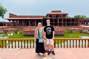 Från Agra: Privat guidad tur till Fatehpur Sikri