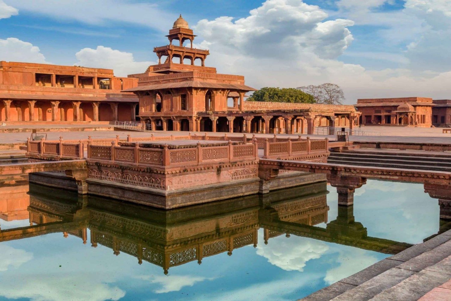 From Agra: Taj Mahal, Fatehpur Sikri & Bird Safari Tour