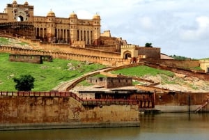 From Delhi: 2-Day Jaipur Private Guided Tour