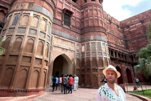 De Délhi: Excursão de 2 dias ao nascer do sol no Taj Mahal com Fatehpur Sikri