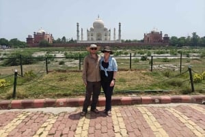 Da Delhi: tour privato di 2 giorni con pernottamento al Taj Mahal e Agra