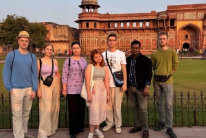Au départ de Delhi : visite privée de 2 jours avec nuitée au Taj Mahal et à Agra