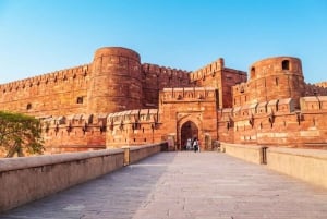 Delhistä: 2 päivän Taj Mahal & Agra -kiertue Fatehpur Sikrillä