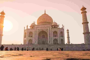 Desde Delhi: tour guiado de 4 días por el Triángulo Dorado en coche