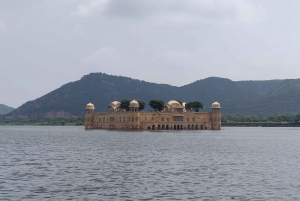 From Delhi: 5 Days Golden Triangle Delhi, Agra & Jaipur Tour