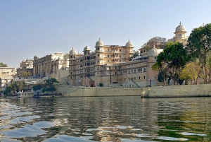 From Delhi: 6-Day Golden Triangle and Udaipur Private Tour