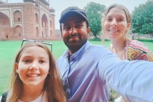 Depuis Delhi : visite du Taj Mahal tout compris avec déjeuner