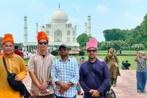 Depuis Delhi : visite du Taj Mahal tout compris avec déjeuner