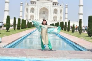 Depuis Delhi : visite du Taj Mahal tout compris avec déjeuner