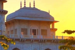 Depuis Delhi : visite du Taj Mahal tout compris avec déjeuner