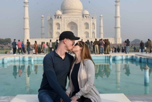 Vanuit Delhi: all-inclusive dagtour naar de Taj Mahal en het fort van Agra