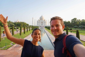 Vanuit Delhi: all-inclusive dagtour naar de Taj Mahal en het fort van Agra