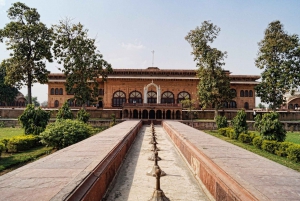 Desde Delhi: Excursión de un día al Palacio de Deeg