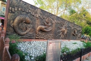 Von Delhi: Goldenes Dreieck-Tour mit Rishikesh + Jim Corbett