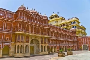 Desde Delhi: tour de día completo a Jaipur con coche, guía y almuerzo