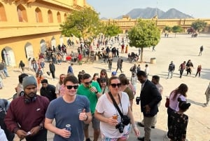 Jaipur privat bytur med henting og bringing på hotell 4 - 8 timer