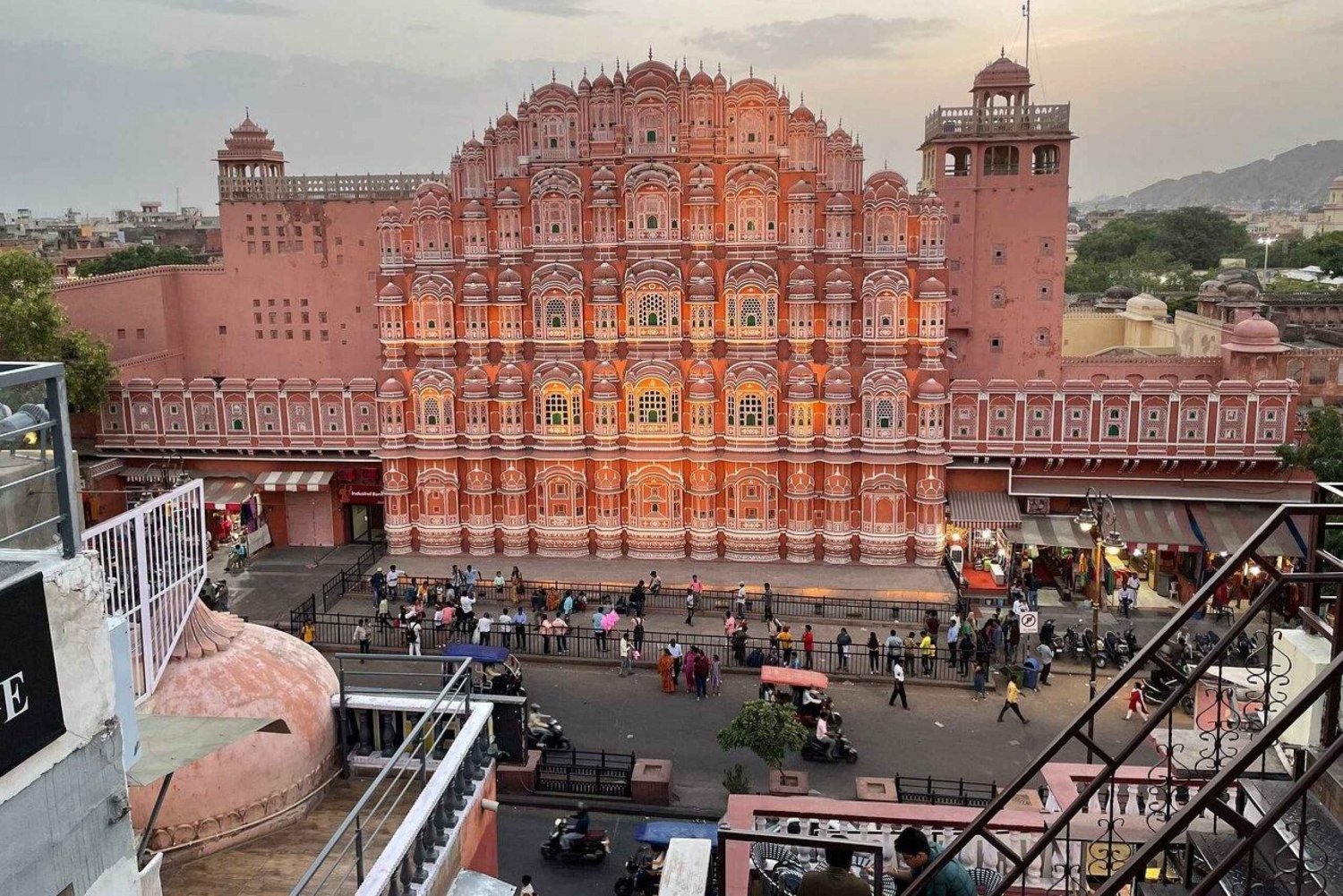From Delhi: Jaipur City Private Day Tour by Fast Train