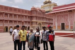 Vanuit Delhi: Jaipur dagtour per supersnelle trein