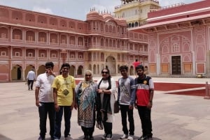 Vanuit Delhi: Jaipur dagtour per supersnelle trein
