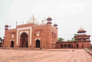 Från Delhi/jaipur:- Sameday Taj Mahal & Agra Tour med bil