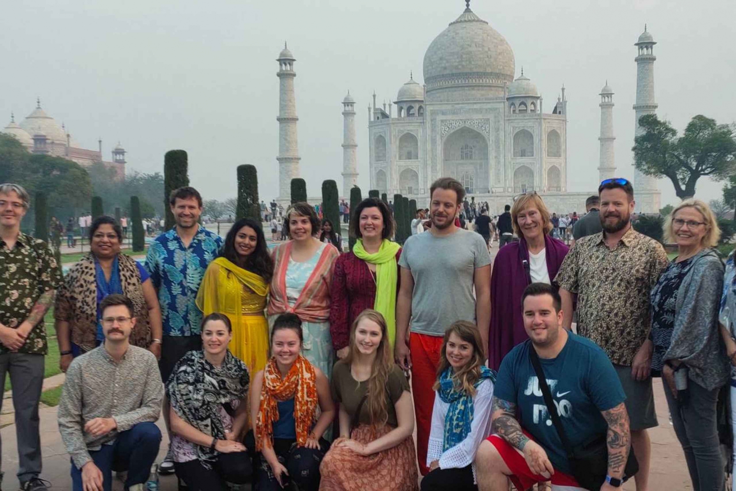 From Delhi: Private Agra Day Tour with Drinks
