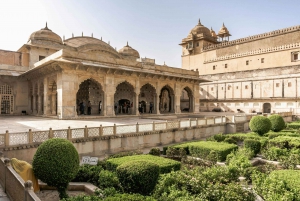 From Delhi: Jaipur full Day Sightseeing Guided Tour by Car