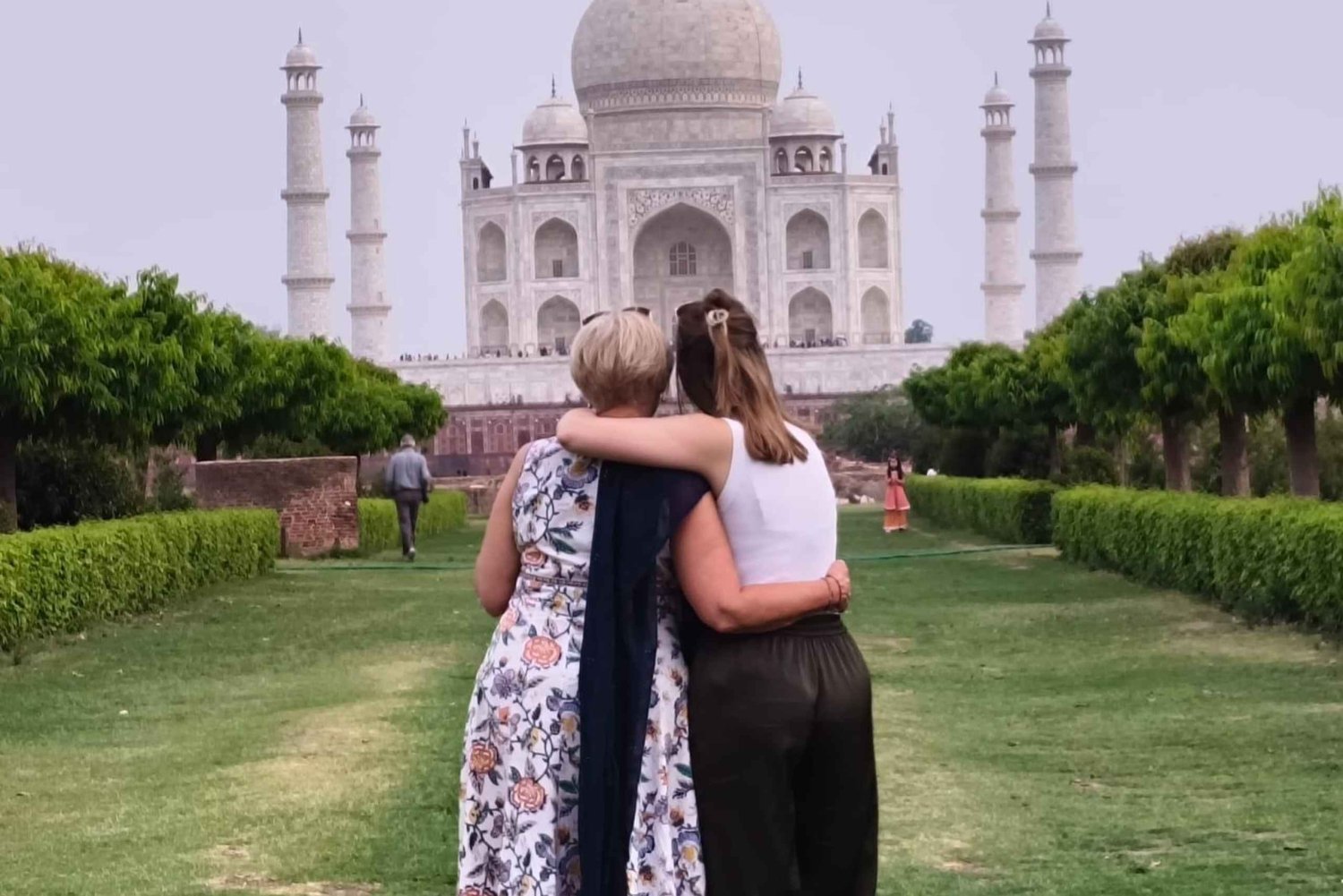 Von Delhi: Private Tagestour, Taj Mahal + Agra Fort + Baby Taj.