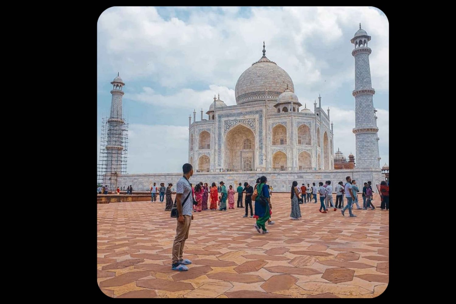 From Delhi: Private Taj Mahal and Agra City Tour by Suv Car