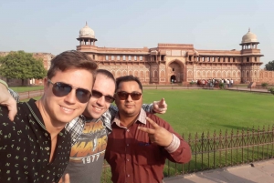 From Delhi: Private Taj Mahal and Agra Fort Day Trip by Car