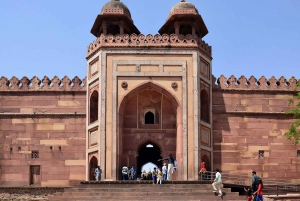 From Delhi: Taj Mahal Private Sunrise Tour & Fatehpur Sikri