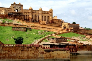 From Delhi: Private Pink City Tour to Jaipur by Car