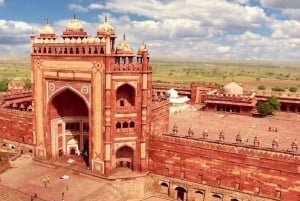 Da Delhi: escursione di un giorno al Taj Mahal e ad Agra con Fatehpur Sikri
