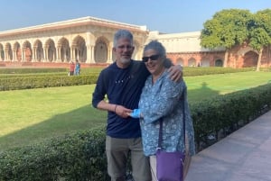 From Delhi: Taj Mahal, Agra Fort, and Baby Taj Day Trip