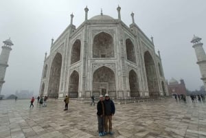From Delhi: Taj Mahal & Agra Private Day Trip with Transfers
