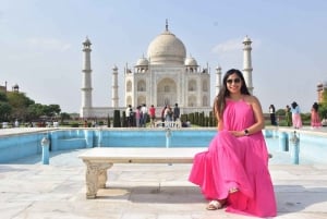 Delhistä: Taj Mahal & Agra Yksityinen päiväretki kuljetuksineen