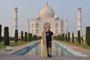 From Delhi: Taj Mahal & Agra Private Day Trip with Transfers