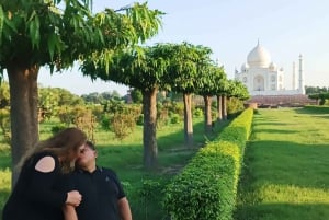 Fra Jaipur: 2-dages Taj Mahal-tur med overnatning i bil