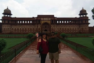 Fra Jaipur: 2-dages Taj Mahal-tur med overnatning i bil