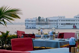 From Jaipur: 2 Days Overnight Tour Of Udaipur Sightseeing
