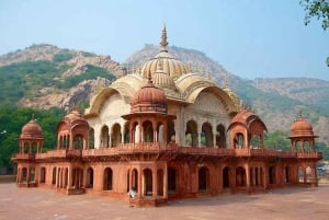 From Delhi: Golden Triangle Tour with Khajuraho (07N / 08D)