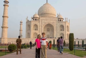 From Jaipur: Private Guided Taj Mahal & Agra Fort Day Trip