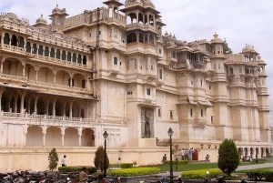 From Jaipur : Private Transfer To Udaipur