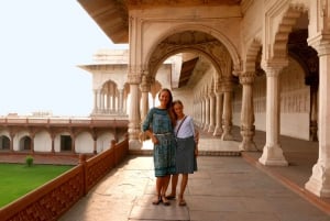 Von Jaipur aus: Taj Mahal Tour am selben Tag mit Fatehpur Sikri