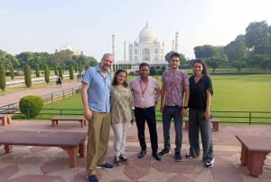 Da Jaipur Tour del Taj Mahal in giornata con trasferimento a Delhi