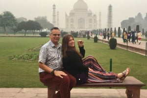 From Jaipur: Taj Mahal & Agra Private Guided Day Tour